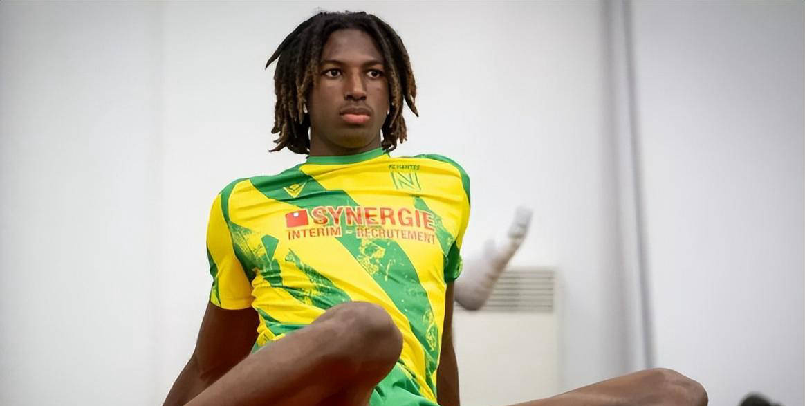 17岁法甲天才中卫成热门抢夺对象,巴萨竞逐6强豪门